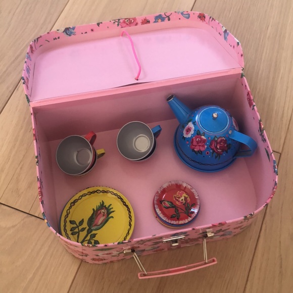 Adorable tea set - Picture 8 of 8